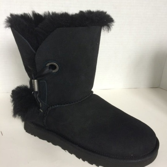 FINAL MARKDOWN! NIB ! UGG Star Charm Boots - Picture 5 of 9